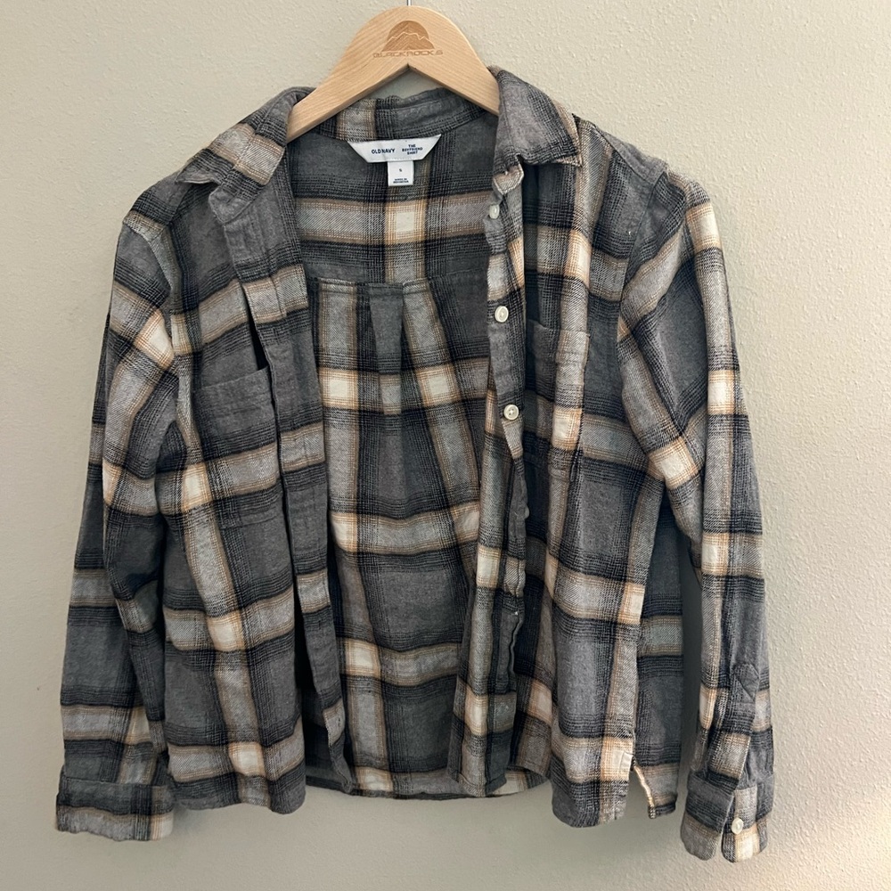 Old Navy Gray and Tan Plaid Shirt